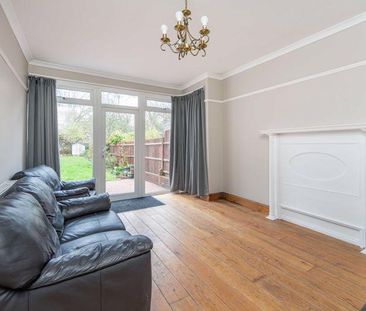 4 bedroom detached house to rent - Photo 1