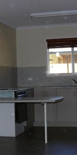1/63 GRENDON STREET, North Mackay - Photo 1