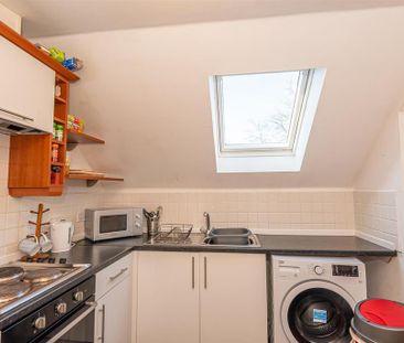 4 bedroom house to rent - Photo 1