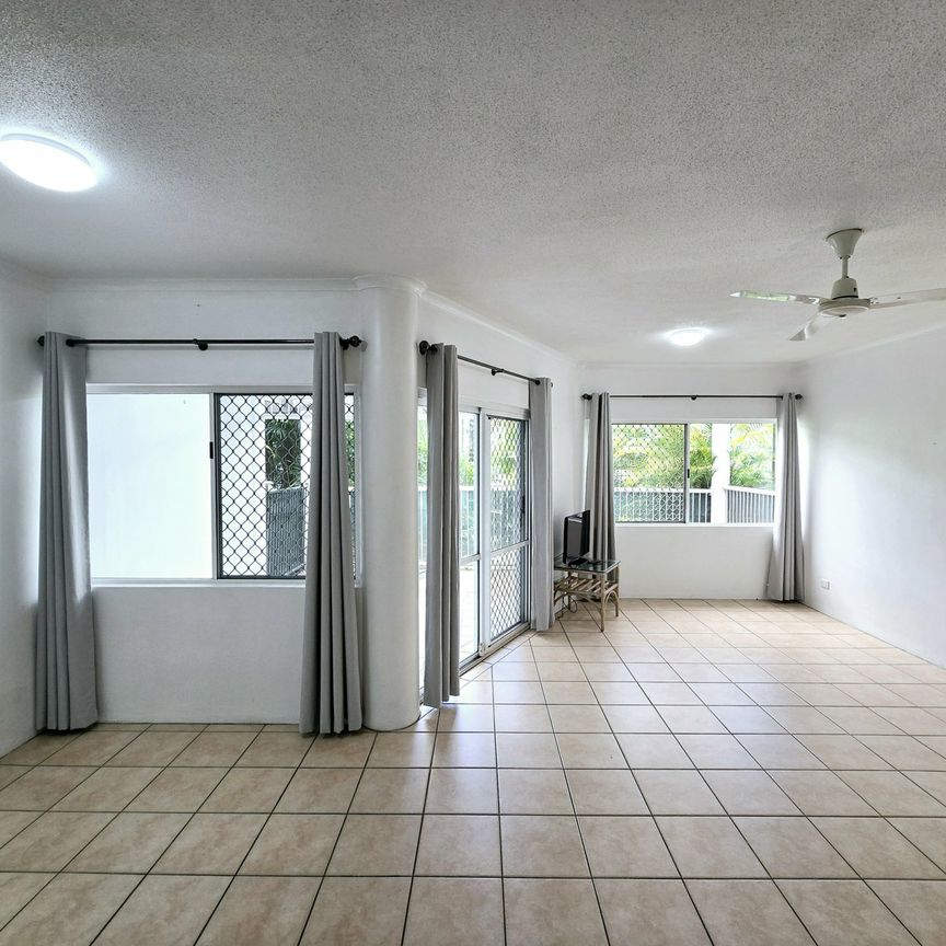 INNER CITY UNIT!! - Photo 1