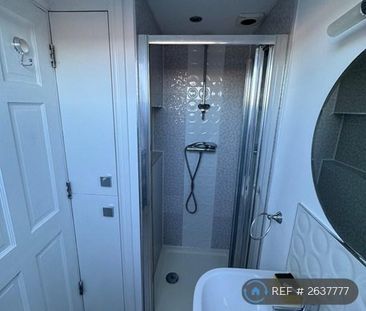 5 bedroom terraced house to rent - Photo 3