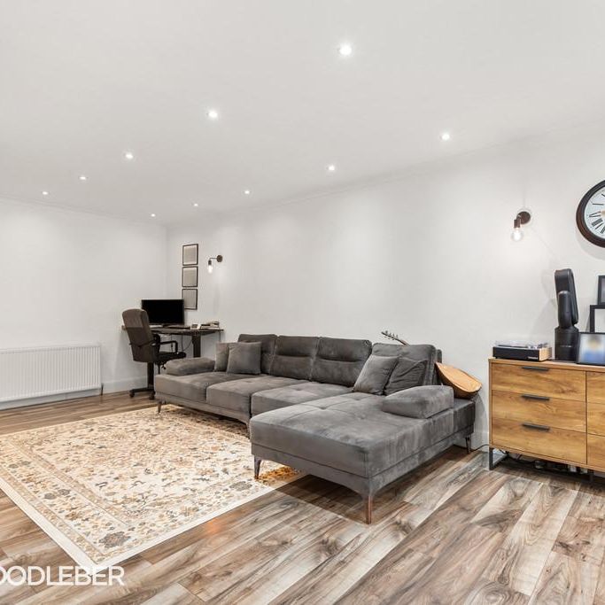 2 bedroom terraced house to rent - Photo 1