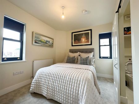 Portland Street, Cheltenham GL52 2PE - Photo 3