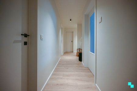 Hoogwaardig afgewerkt appartement in hartje Ingelmunster - Photo 2