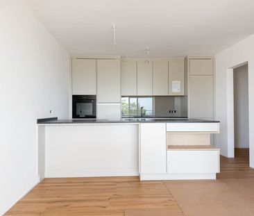 Exklusiver Erstbezug mit Garten, Terrasse, zwei Stellplätzen und he... - Foto 2