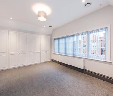 2 bedroom maisonette to rent - Photo 4