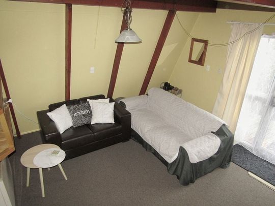 Ready to move in - Photo 1