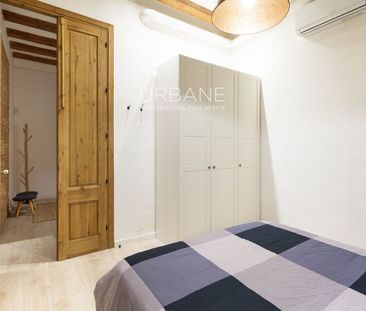 Elegante Piso de 3 dormitorios en alquiler en Cuitat Vella, Barcelona - Photo 1