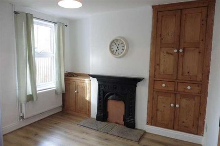 Milton Street, Higham Ferrers, Northants, NN10 - Photo 5