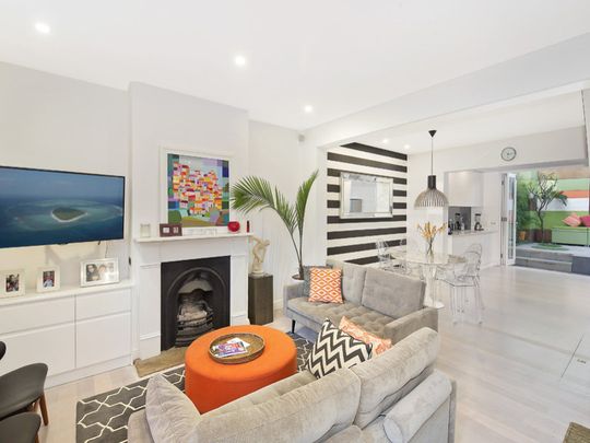 168 Commonwealth Street, Surry Hills NSW 2010 - House For Rent | Domain - Photo 1