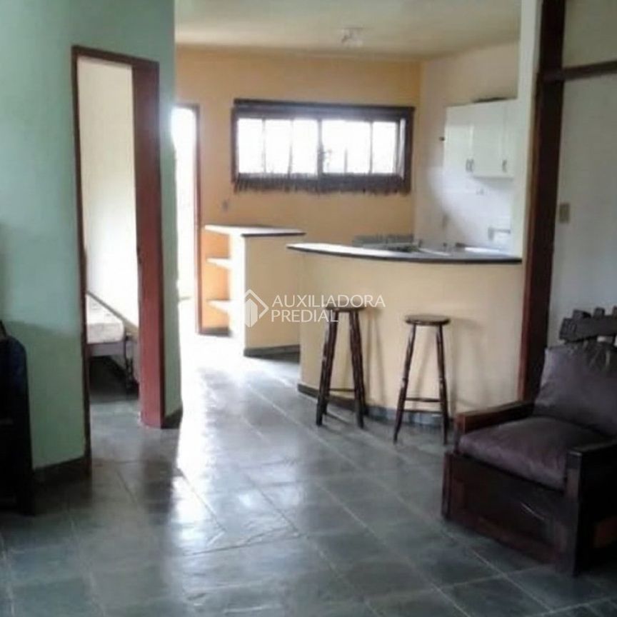 Casa com 6 quartos e 200m² para alugar em Campeche, Florianópolis. - Foto 1