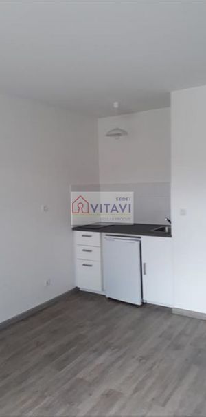 Location Appartement 1 pièce 29m² MARGNY LES COMPIEGNE 60280 - Photo 1