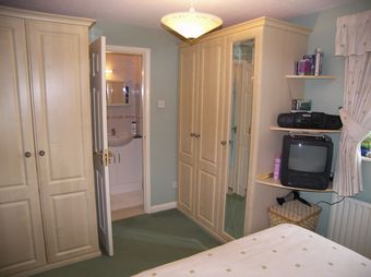 3 bed Semi Detached, - Photo 5