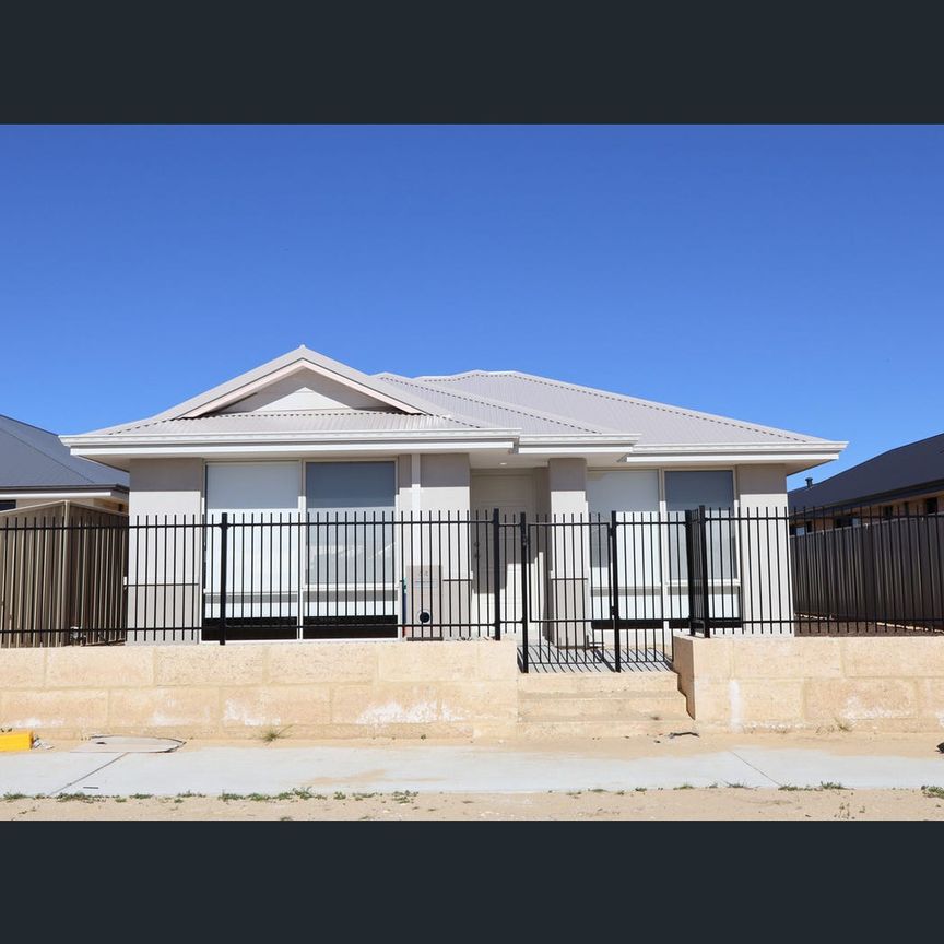 56 Dandaragan Drive, Dawesville, WA 6211 - Photo 1