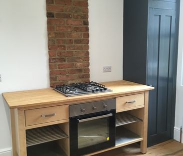 2 Bed Maisonette, Fairthorn Road, SE7 - Photo 4