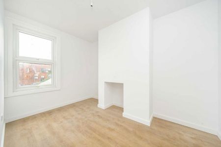 4 bedroom house to rent - Photo 2