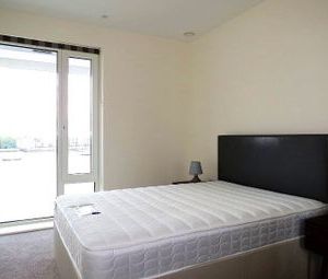 1 Bedrooms Flat to rent in Duke Of Wellington Avenue, Royal Arsenal Riverside SE18 | £ 185 - Photo 1