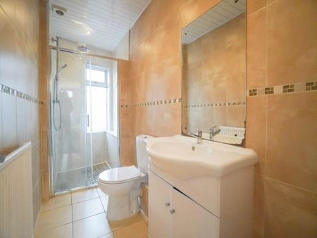Wetherby Grove (Room 3), Burley, Leeds - Photo 5
