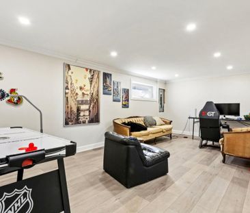 Laval (Chomedey) (Autres) - Photo 2