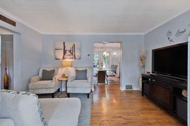 For Lease - 1 Mareve Avenue, Hamilton, Ontario - Photo 1