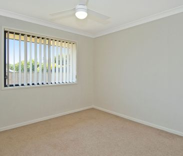 Three Bedroom Pimpama Home Ready to Move In! - Photo 6