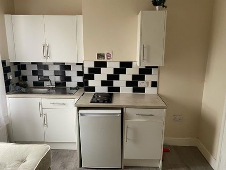 Room in a Shared House, London, E5 - Photo 2