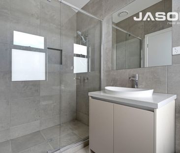 3/43 Eumarella Street, Tullamarine, Vic 3043 - Photo 1