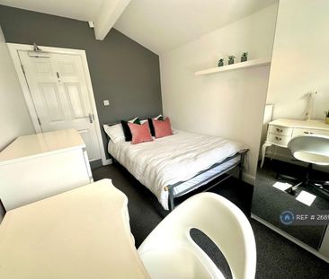 4 bedroom terraced house to rent - Photo 4