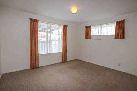 Warm Sunny Home - Photo 5