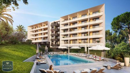 Location Appartement 2 pièces 42m² CANNES 06150 - Photo 4