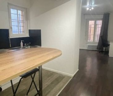 METZ CENTRE - STUDIO MEUBLE - 32 M2 - CUISINE EQUIPEE - Photo 6