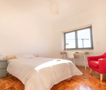 Rua da Beneficência, Lisbon, Lisbon 1600-019 - Photo 4