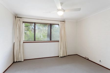 Quiet Complex Location! - Photo 5