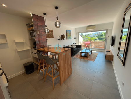 Location Appartement 2 pièces 39m² ANTIBES 06600 - Photo 2