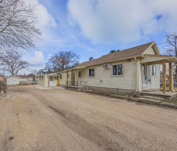 For Lease - 338 Old Mosley Street Unit# Unit 1, Wasaga Beach, Ontario - Photo 6