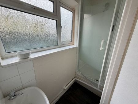 ROOM 2, Benland, Bretton, PE3 8EB, Property for rent - Photo 5