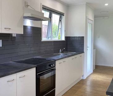 Stylish Family Home - Move-In Ready - Photo 4