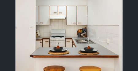 Great Townhouse & A Leafy Area - Photo 2