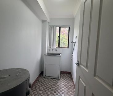 View Saturday at 10:00am - 10:20am - Photo 5