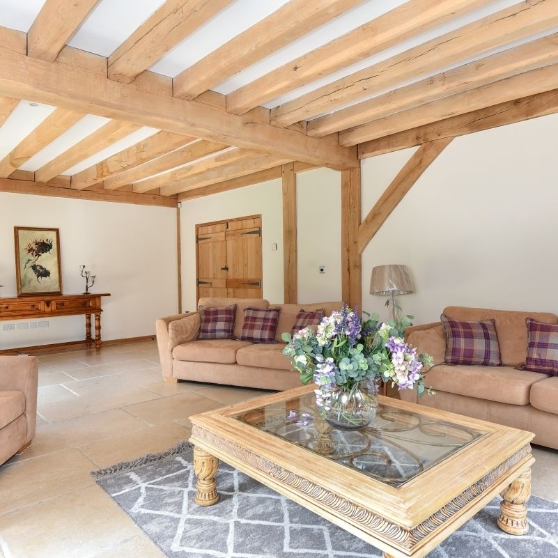 5 bedroom detached house to rent - Photo 1