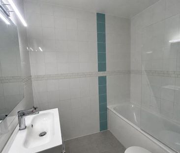 Location Appartement 1 pièce 20m² CAGNES SUR MER 06800 - Photo 2