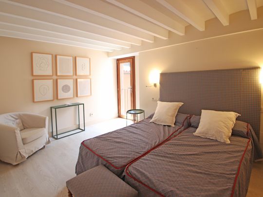 Super apartamento amueblado de 2 dormitorios zona San Feliu, Palma Casco Antiguo - Photo 1