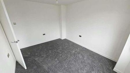 Brabzon Road - Heston, TW5 - Photo 4