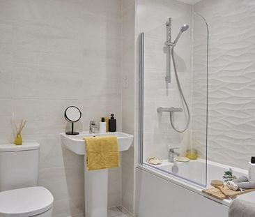 4 bedroom detached house to rent - Photo 5
