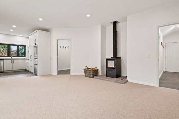 Spacious 4-Bedroom Family Home in Sought-After Quail Rise - Photo 1