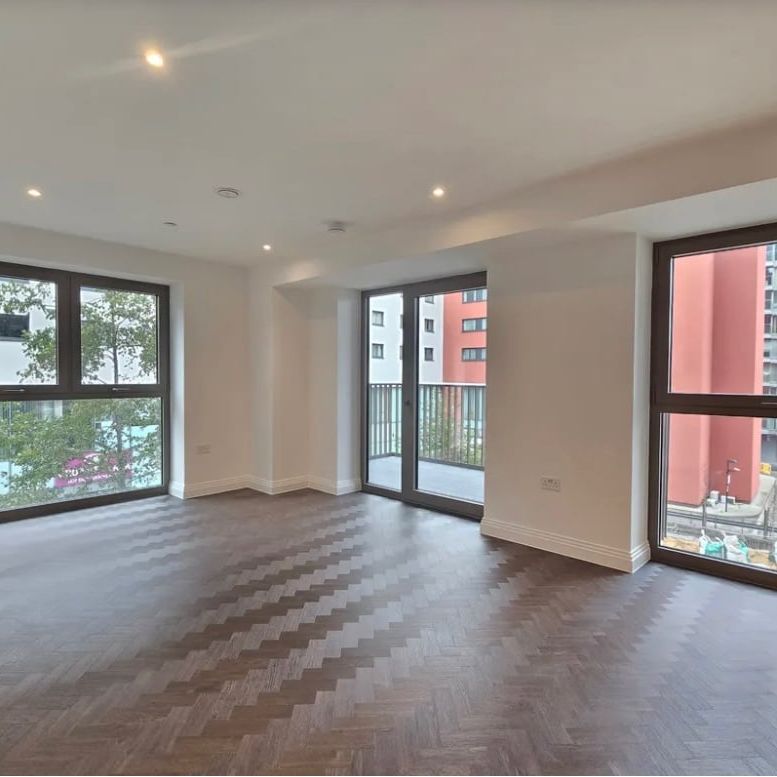 1 Bed Flat, Marmara Apartments, E16 - Photo 1