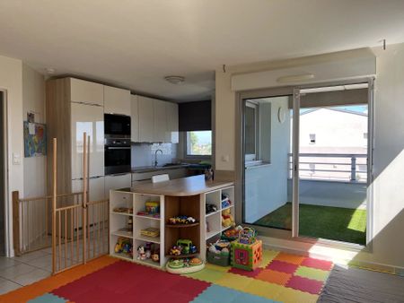 Location Appartement 3 pièces 61 m2 à Rodez - Photo 3