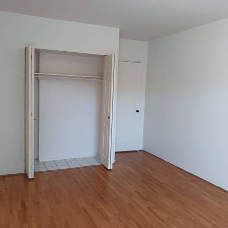 One bedroom Apartment/ Cambie Corridor - Photo 4