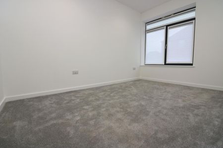 1 bedroom ground floor flat to rent - Photo 2