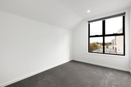 Affordable Luxury - Photo 3
